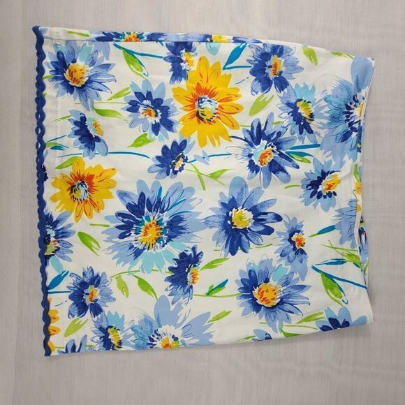 Patrick Christopher Vintage White  Floral Skirt - Picture 2 of 10